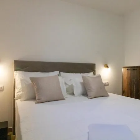 Lily Center Apartman